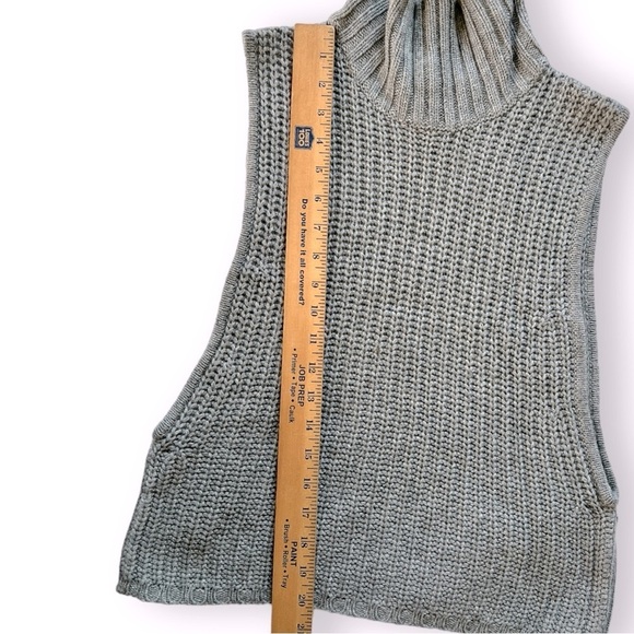 Autumn Cashmere Cashmere Blend Sleeveless Cropped Sweater Vest Gray Size Small - Picture 5 of 8